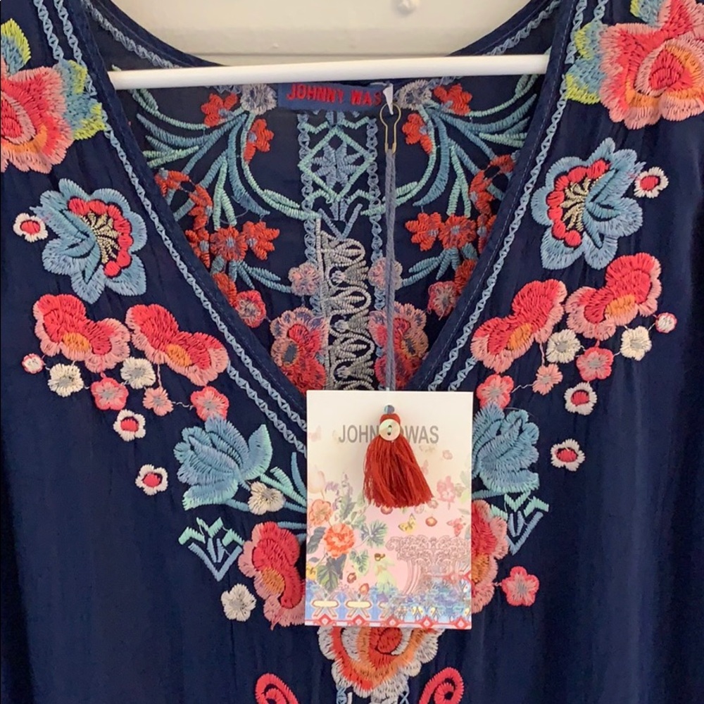 🔥 PRICE DROP 🔥 Brand new beautiful Johnny Was